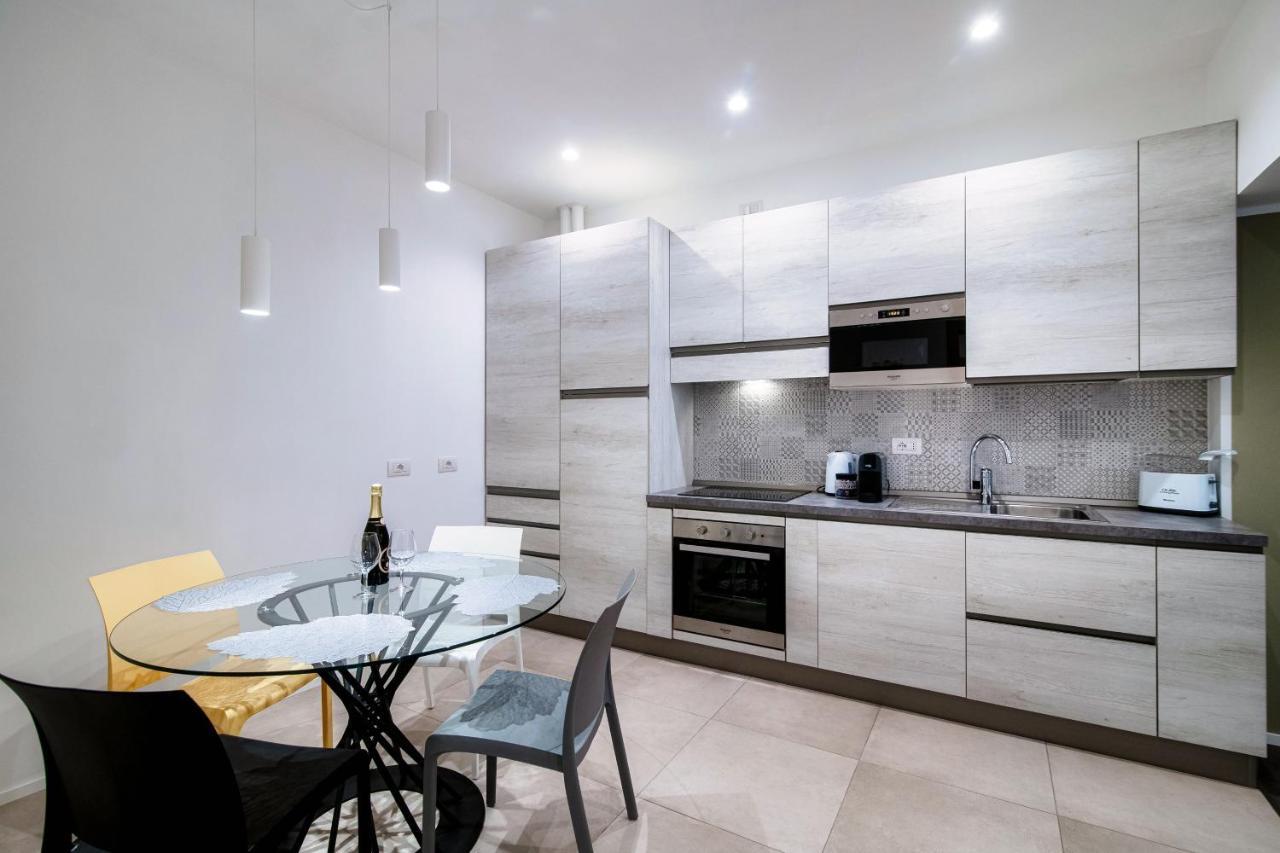 Apartamento Diaz 67 Life'S Loft - The House Of Travelers Como Exterior foto