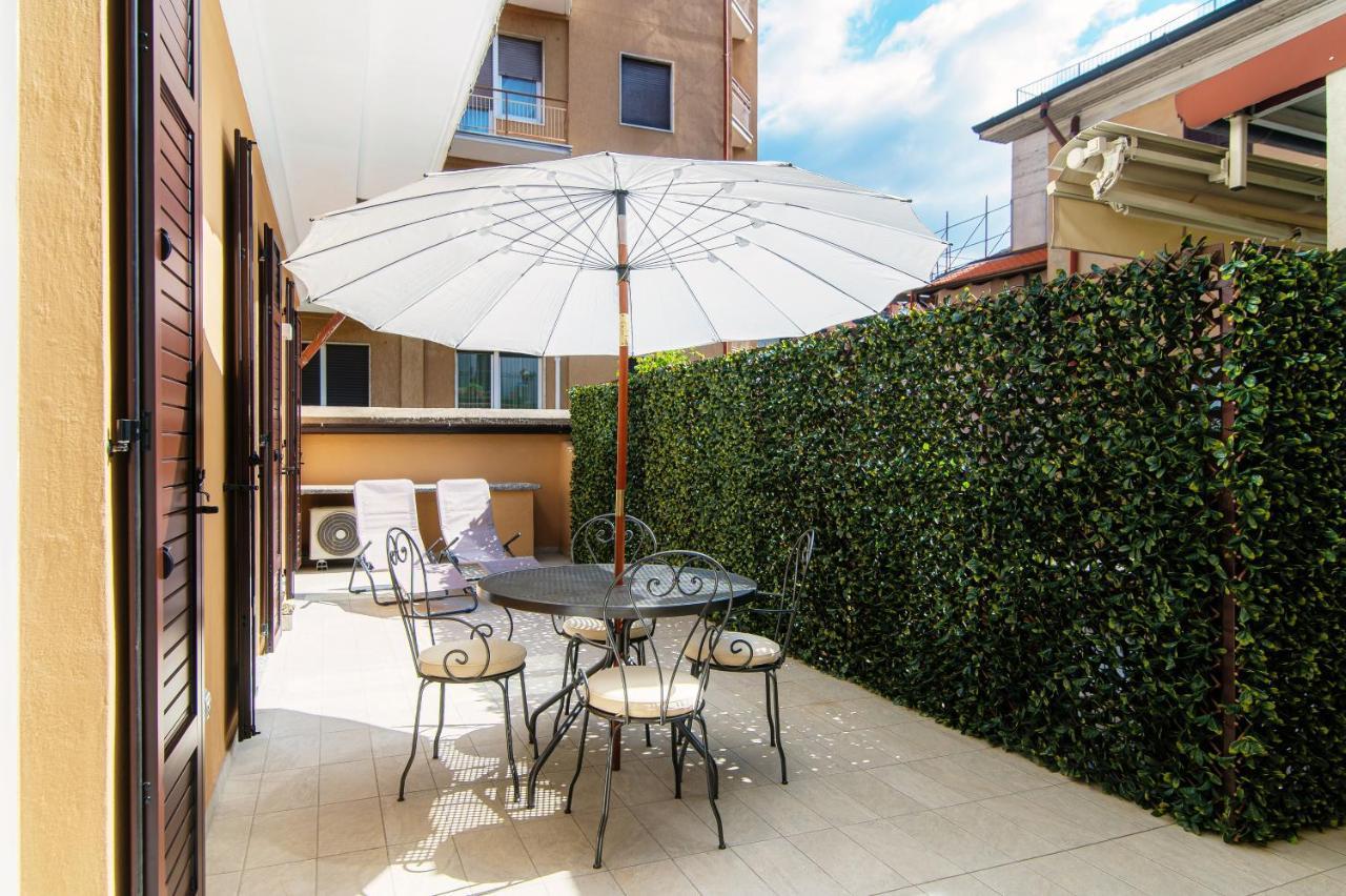 Apartamento Diaz 67 Life'S Loft - The House Of Travelers Como Exterior foto